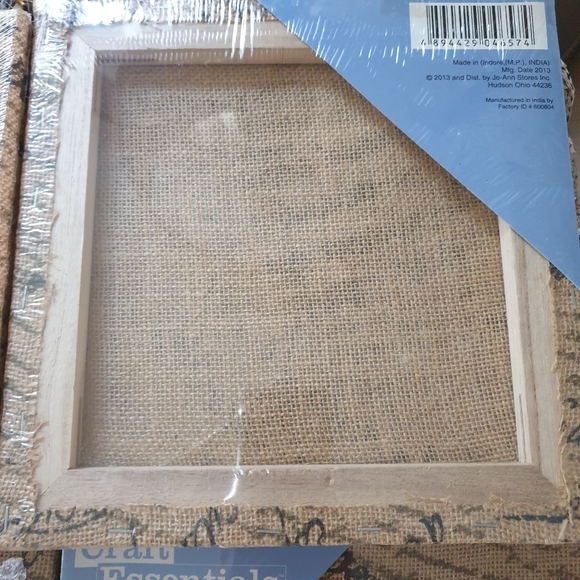 New. French Print 10"x10" Stretch Burlap Frame - Picture 2 of 7